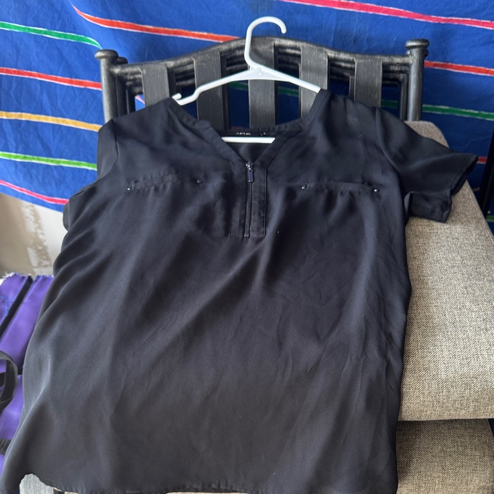 Apt. 9 Charcoal V-Neck Blouse